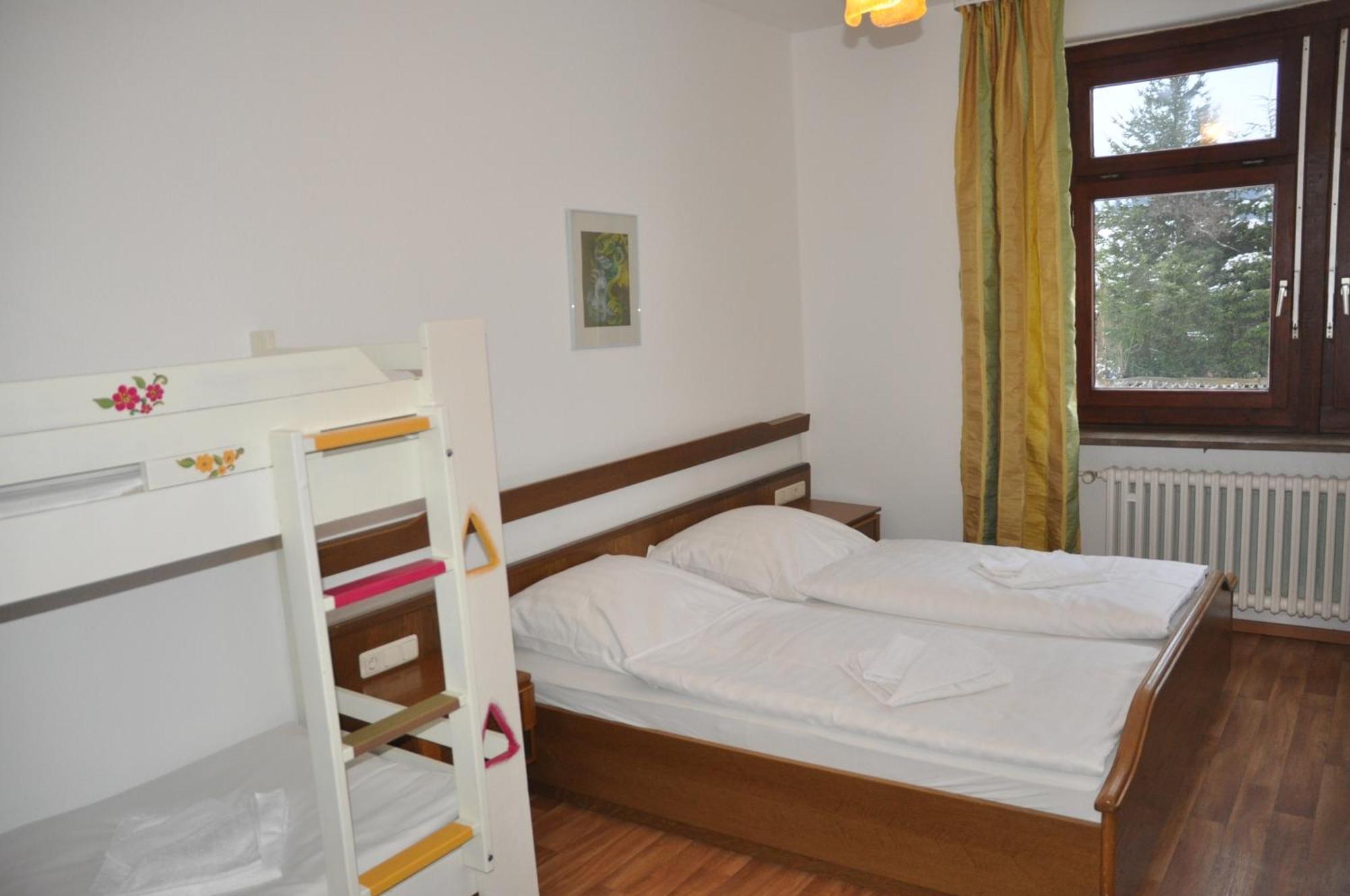 אלטנאו Hotel & Hostel Drei Baeren חדר תמונה